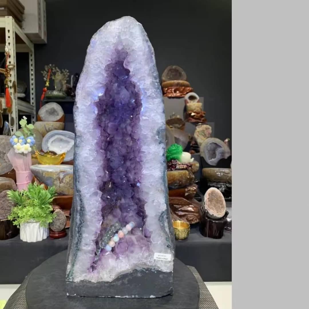 ESP Amethyst Gorde From Brazil 74kg